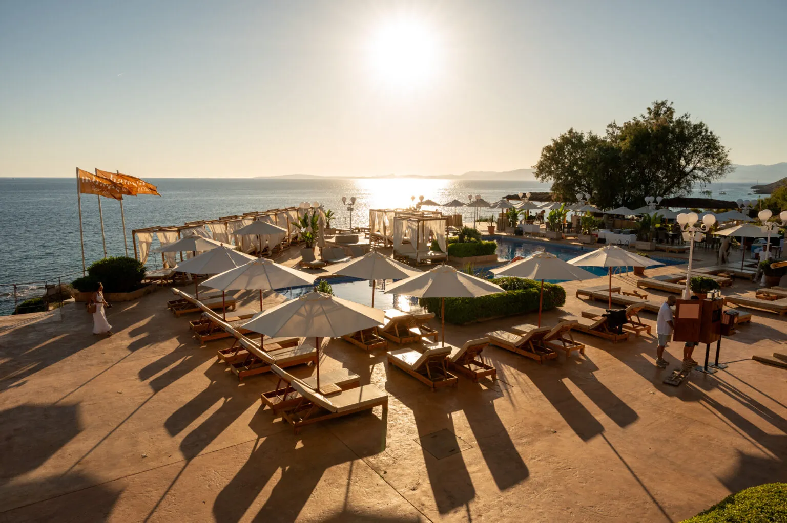 Mhares Sea Club