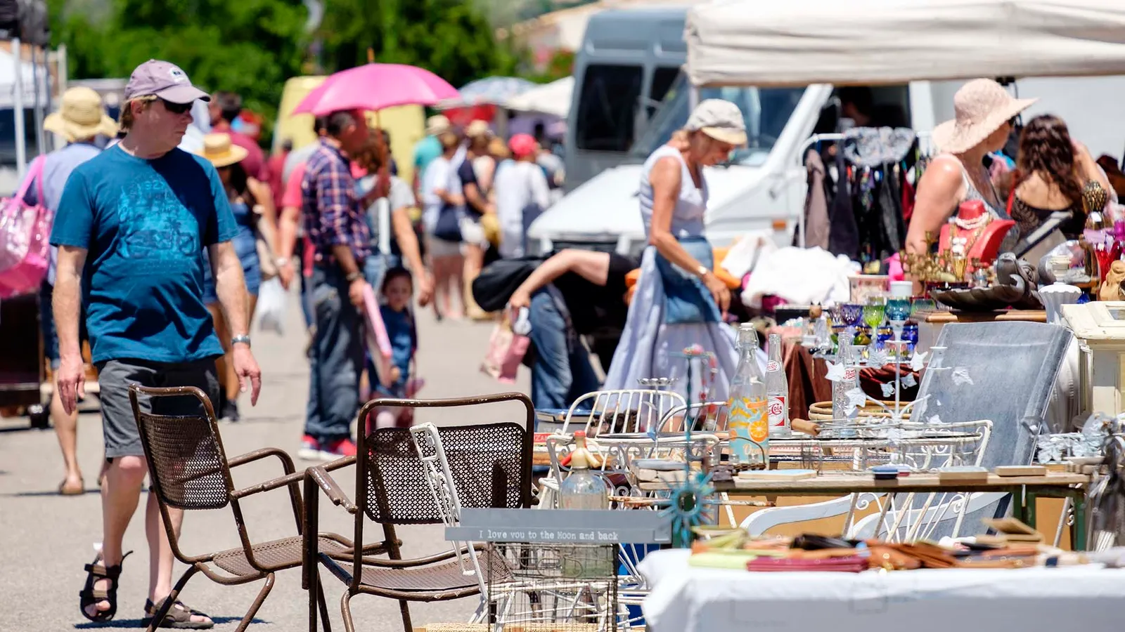 Consell Sunday Flea Market (Mercat de Consell)