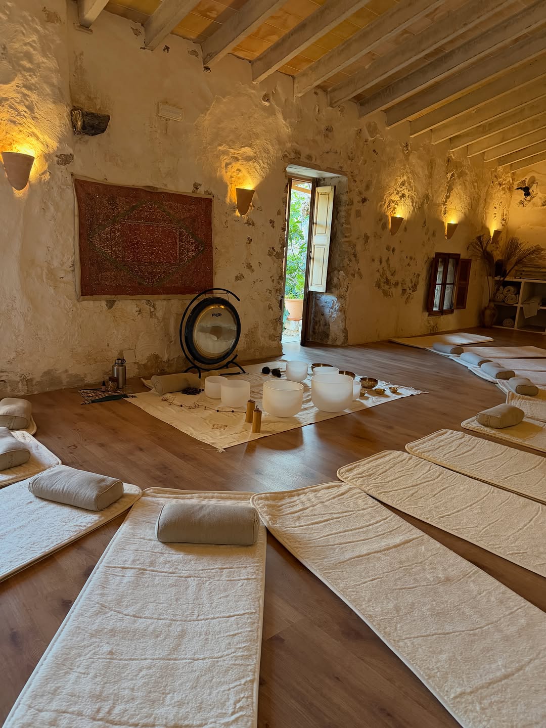 Sound Bath & Cacao Ritual with Light & Day (Day Gomez), Palma