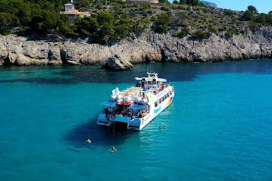 Palma de Mallorca: 2-Hour Catamaran Cruise with Swimming & Snorkeling