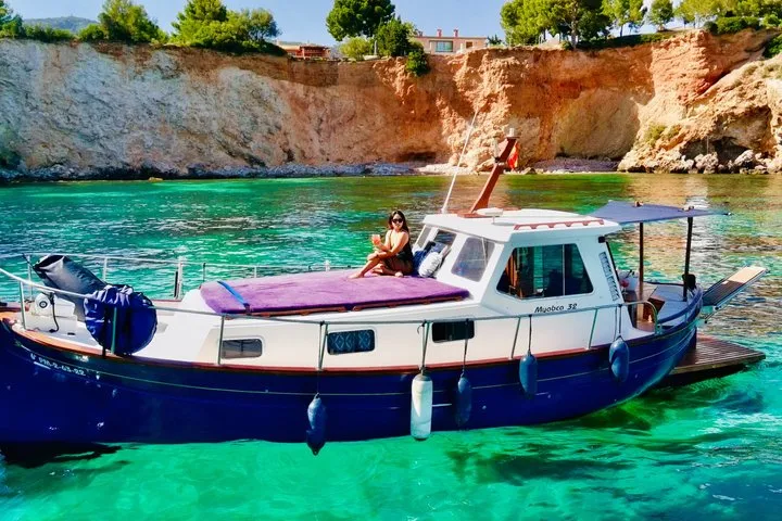Private Excursion on Traditional Mallorcan Boat