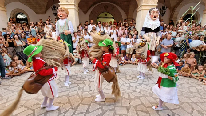 The Ball dels Cavallets at the Festes de Sant Agustí, Felanitx (2024)